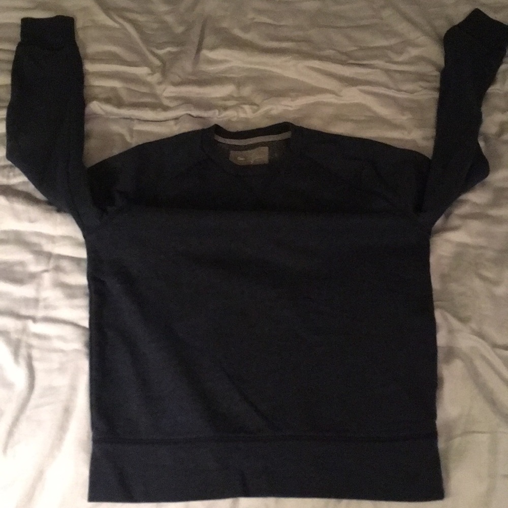 Gap Men’s Navy Blue Sweater (Small)